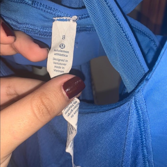Gorgeous Lululemon tank - Picture 4 of 4